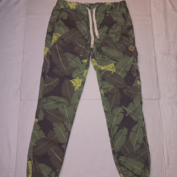 RHYTHM MEN'S FLORAL PRINT KHAKI STYLE JOGGER PANTS - Picture 4 of 10